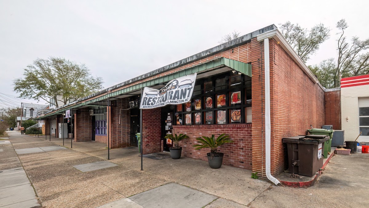 Truck's Chicken 'n Fish